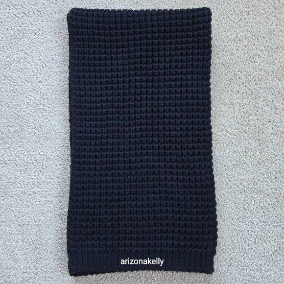Club Monaco Cashmere {{THICK}} Chunky Oversized Black Knit Scarf Textured